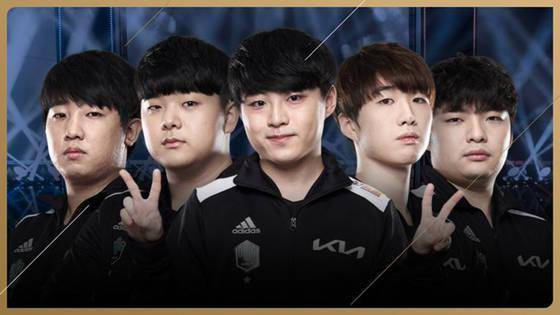 官方：37岁克罗地亚中场拉基蒂奇退役 曾效力巴萨等队